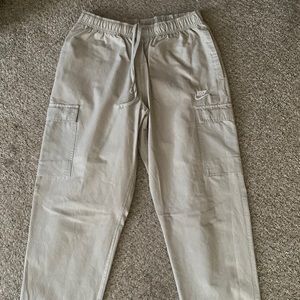 Nike Cargo Joggers